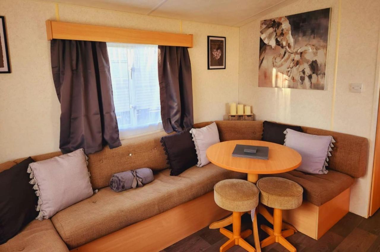 Comfy Caravan On Marine Park Hotel Rhyl Luaran gambar
