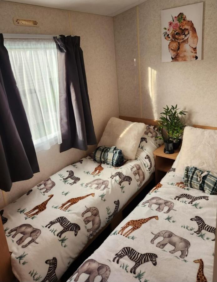 Comfy Caravan On Marine Park Hotel Rhyl Luaran gambar