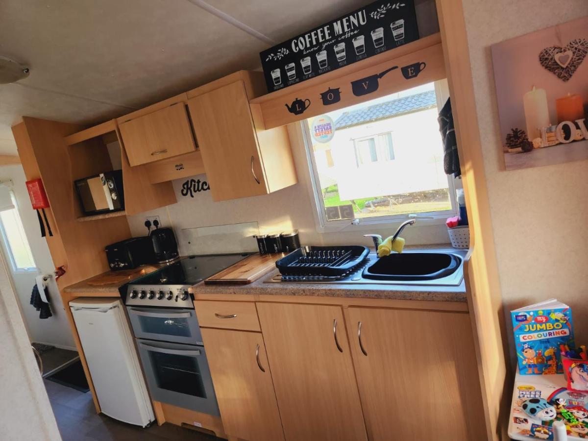 Comfy Caravan On Marine Park Hotel Rhyl Luaran gambar
