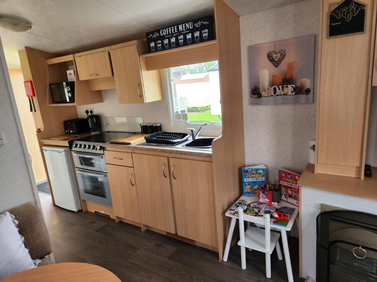 Comfy Caravan On Marine Park Hotel Rhyl Luaran gambar
